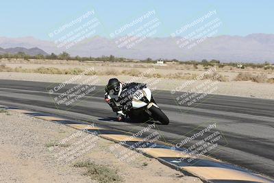 media/Nov-01-2025-CVMA (Sat) [[fc0f7531b8]]/Race 8-Supersport Middleweight/